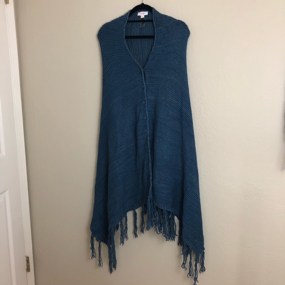 NWOT LulaRoe Shawl